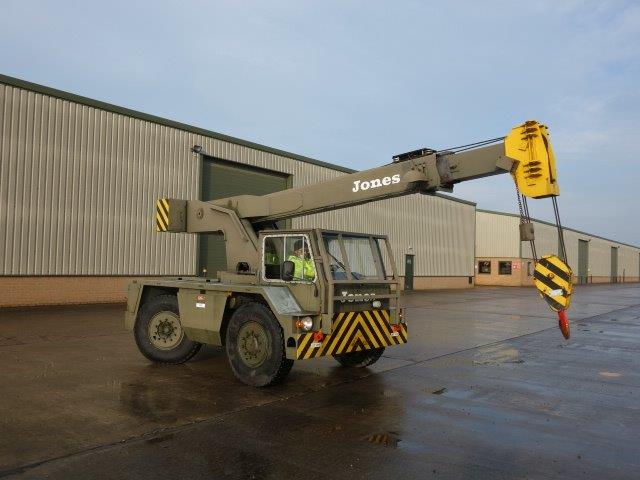 Jones IF8M crane - ex military vehicles for sale, mod surplus