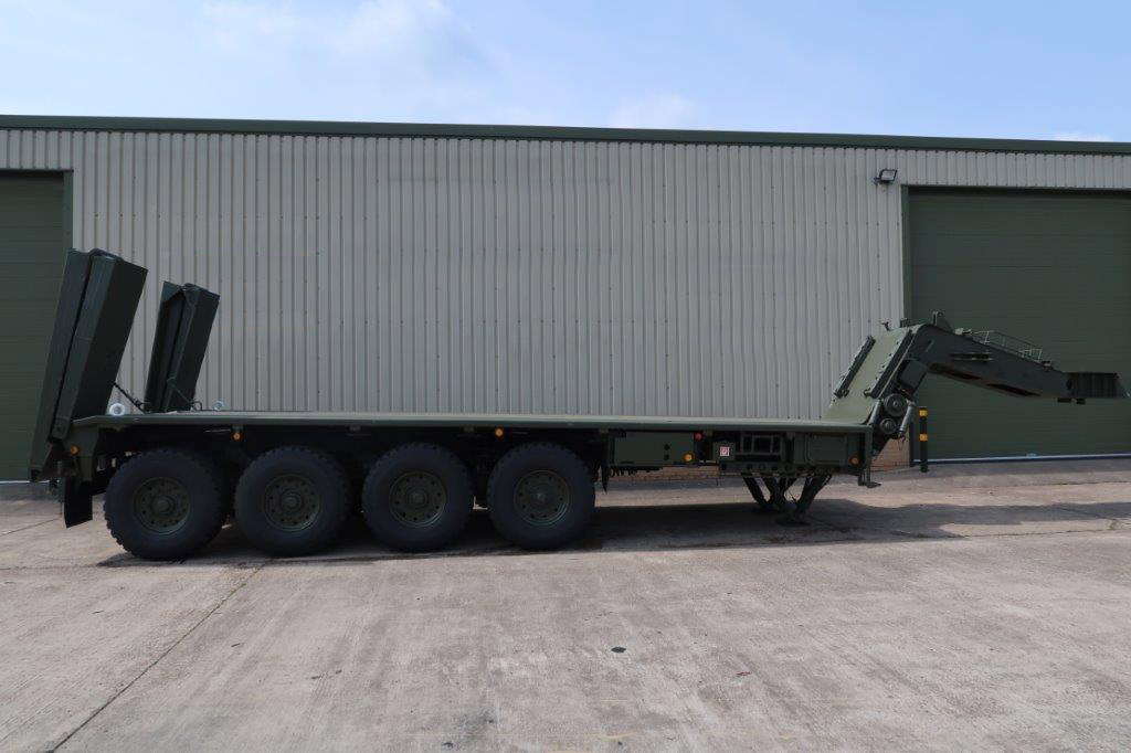 military vehicles for sale - Kassbohrer  SLT-50-2 60 Ton Semi Trailer