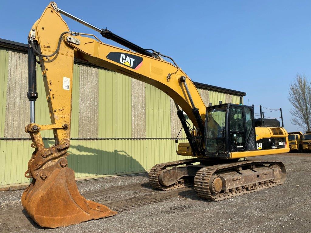 military vehicles for sale - Caterpillar Tracked Excavator 336DL 2011 