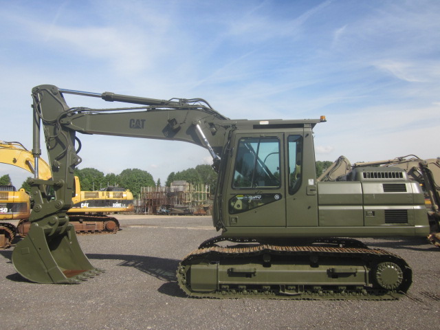 Caterpillar Tracked Excavator 320 B - ex military vehicles for sale, mod surplus